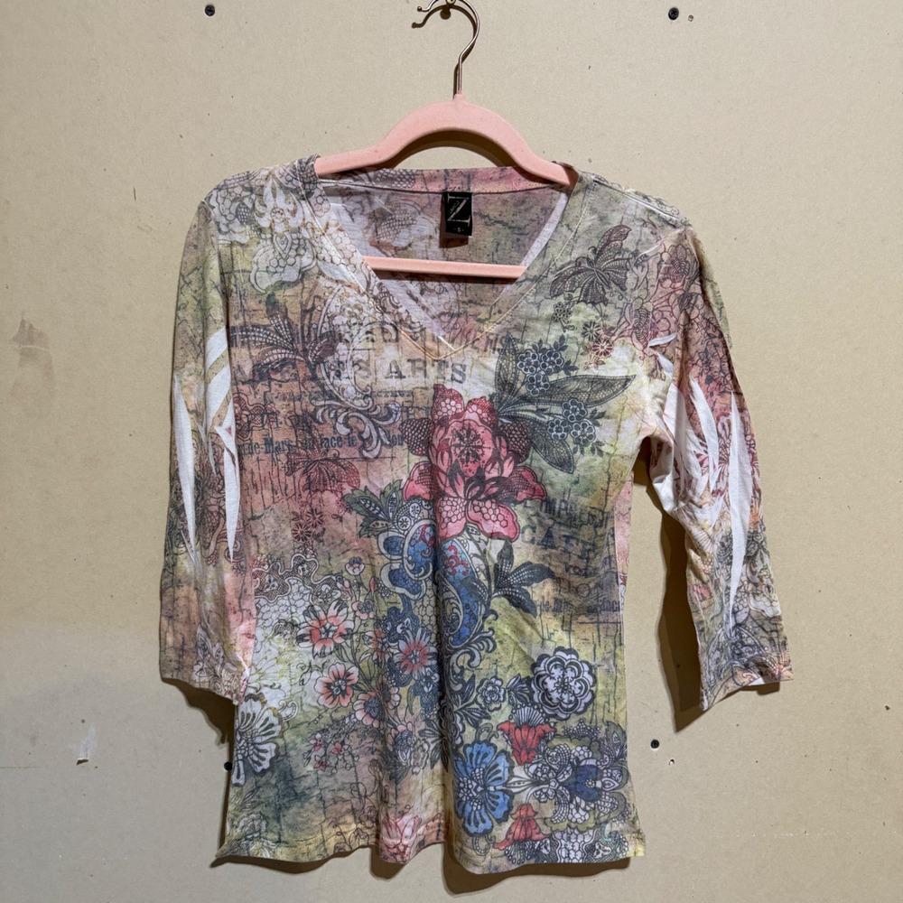 Zavaro Womens Y2K Floral Collage Print V-Neck 3/4 Sleeve Top Small